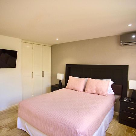 Cozy Loft With Pool, One Block From The Beach! Cancún Exteriér fotografie