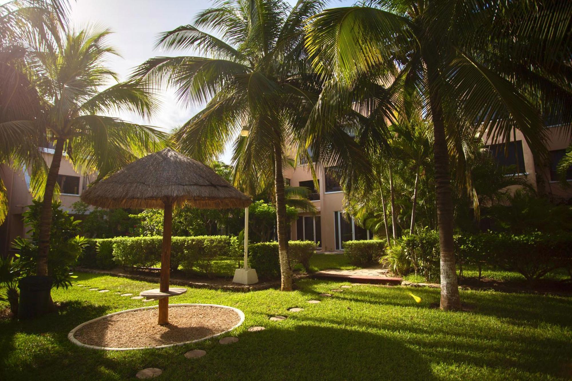 Cozy Loft With Pool, One Block From The Beach! Cancún Exteriér fotografie