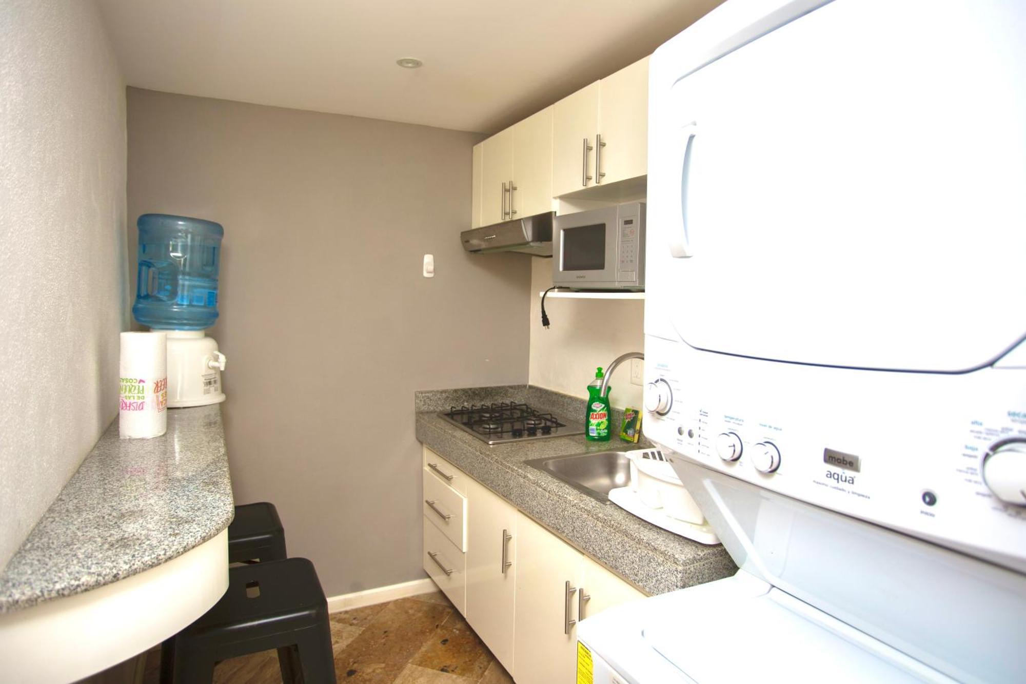 Cozy Loft With Pool, One Block From The Beach! Cancún Exteriér fotografie